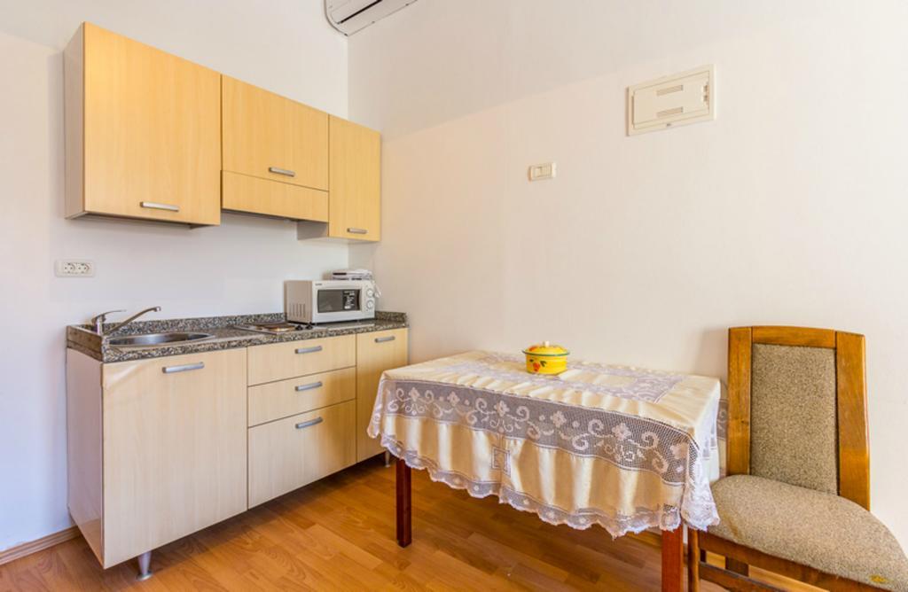 Apartment Mirjana Pula Habitación foto